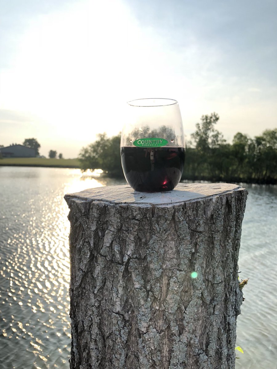 ahildestad2's tweet photo. Perfect Saturday evening #hellocountry #countryfinancial https://t.co/tSK3CM74By
