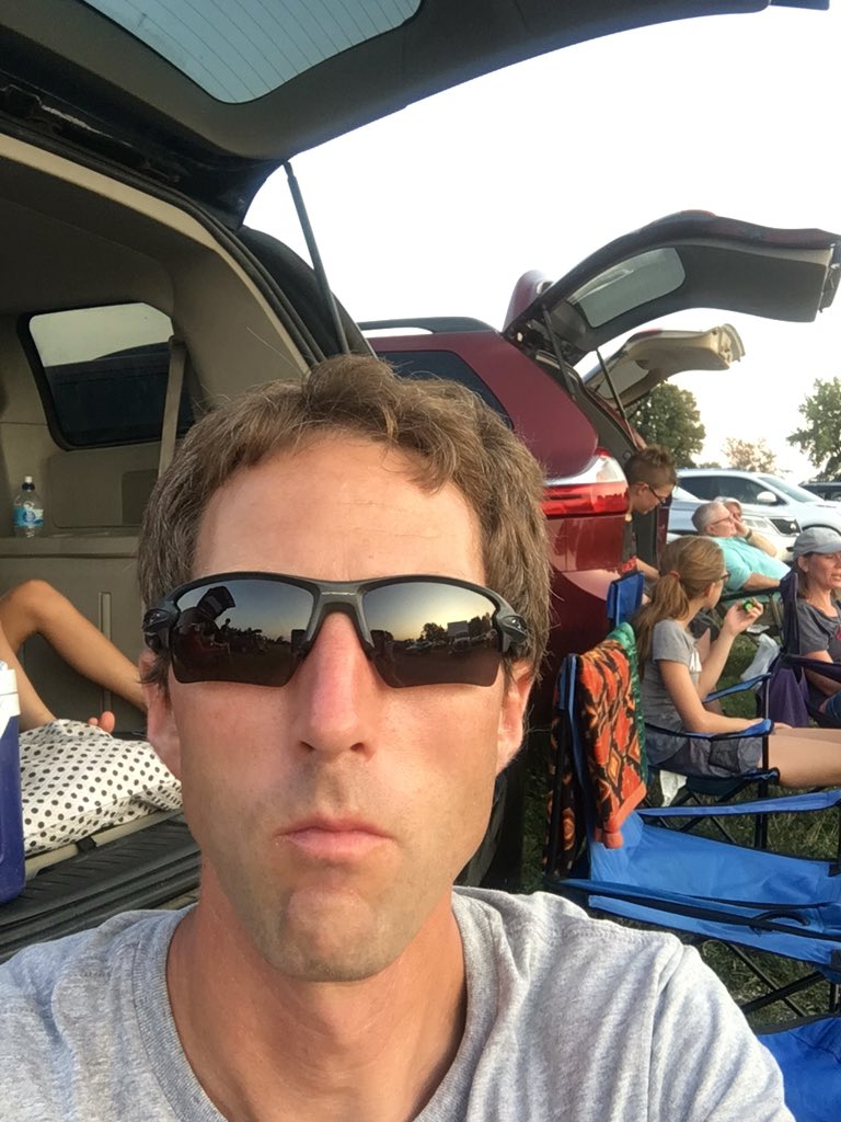 nhowett's tweet photo. Getting ready for the drive-in https://t.co/JDrKyFxMJg