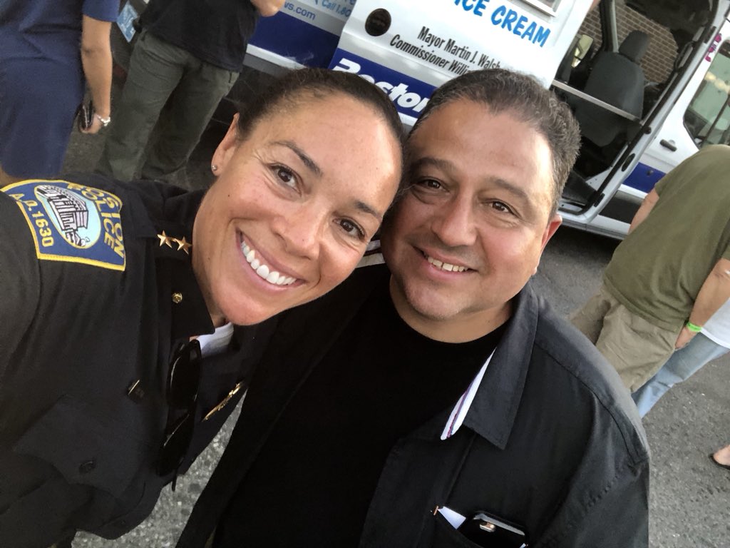 SuperBaston's tweet photo. Enjoying the HP celebration ! 150 years.. So many memories #HPMunie #St Anne’s #Gtown #266margaretta #Meg’s field #kellyfield #ron’s iceam #coastguard #littleleaguecubs #BNBL...my roots ..02136! https://t.co/CFjMsA6uKS