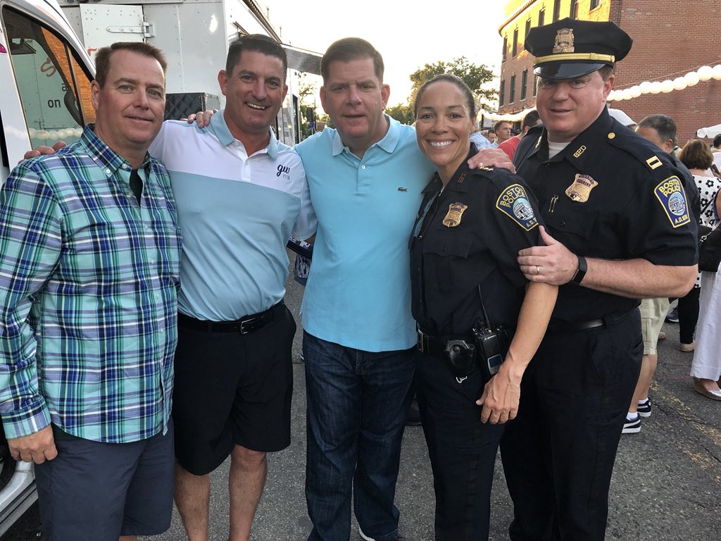 SuperBaston's tweet photo. Enjoying the HP celebration ! 150 years.. So many memories #HPMunie #St Anne’s #Gtown #266margaretta #Meg’s field #kellyfield #ron’s iceam #coastguard #littleleaguecubs #BNBL...my roots ..02136! https://t.co/CFjMsA6uKS