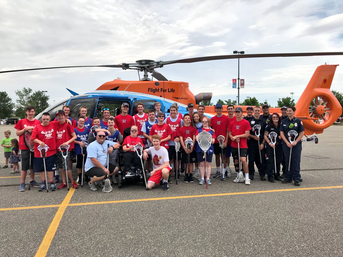 3dLacrosse's tweet image. The Flight for Life Colorado chopper made its landing at the #DenverShootout, and then 3d Lacrosse crew and the Flight for Life staff welcomed @COunifiedlax and gave them sticks from @stxmlax @stxwlax just before the annual Unified Game at #dso2018. (📷: @cvock)