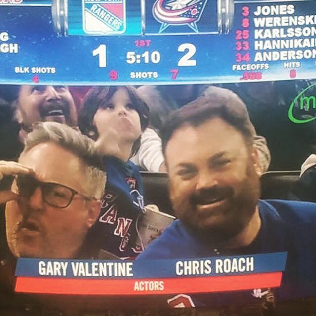 RoachComic's tweet photo. Me and the talented @Gary_Valentine at the @TheGarden. Jumbotrons put on 20 lbs. #MyFatFace https://t.co/4QbPB7tZ9x