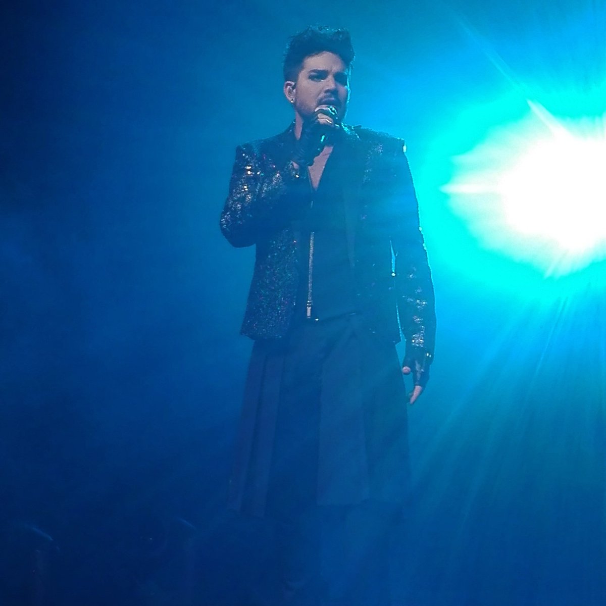 likehonestliar's tweet photo. My beautiful king @adamlambert ๐โค I thought it was impossible to love you even more than I did already before seeing you with my own eyes. Oh, was I wrong.. My heart is bursting. THANK YOU. I LOVE you โคโคโค
#adamlambert #QAL #QALCologne #king #QUEEN https://t.co/2XzPuwjmas