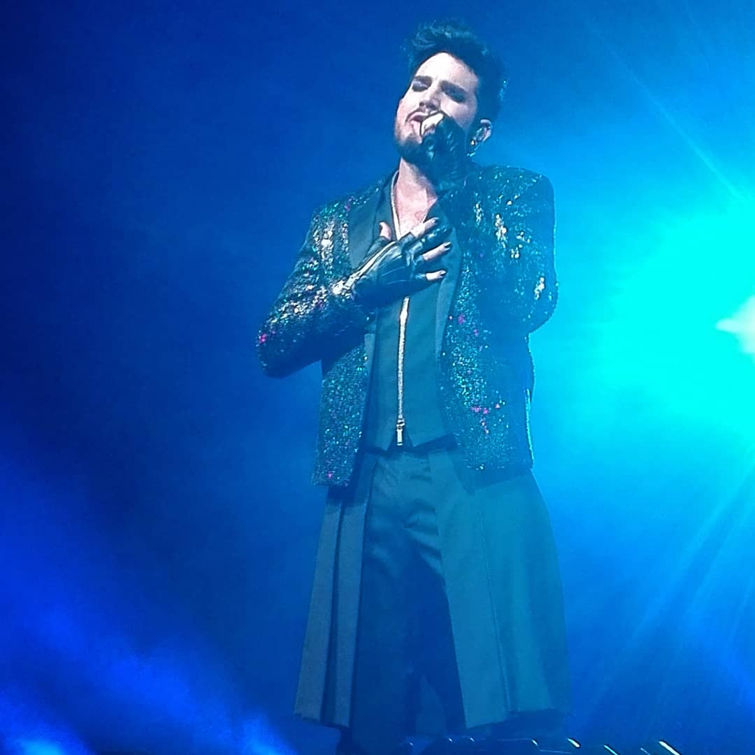 likehonestliar's tweet photo. My beautiful king @adamlambert ๐โค I thought it was impossible to love you even more than I did already before seeing you with my own eyes. Oh, was I wrong.. My heart is bursting. THANK YOU. I LOVE you โคโคโค
#adamlambert #QAL #QALCologne #king #QUEEN https://t.co/2XzPuwjmas