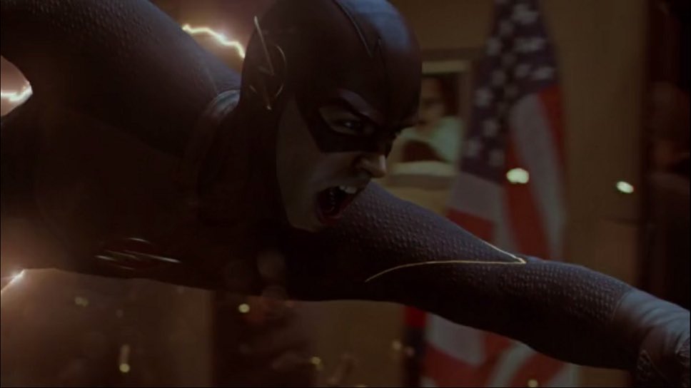 KezzieJam's tweet photo. “Supersonic Punch Baby!!” Barry broke the sound barrier to save Iris!! Yesss!!🙌🏾🙌🏾Love how the glass was shattering everywhere as he ran by! #WestAllen #TheFlash S1x6
#FlashRewatch https://t.co/5gB3gb7UZK