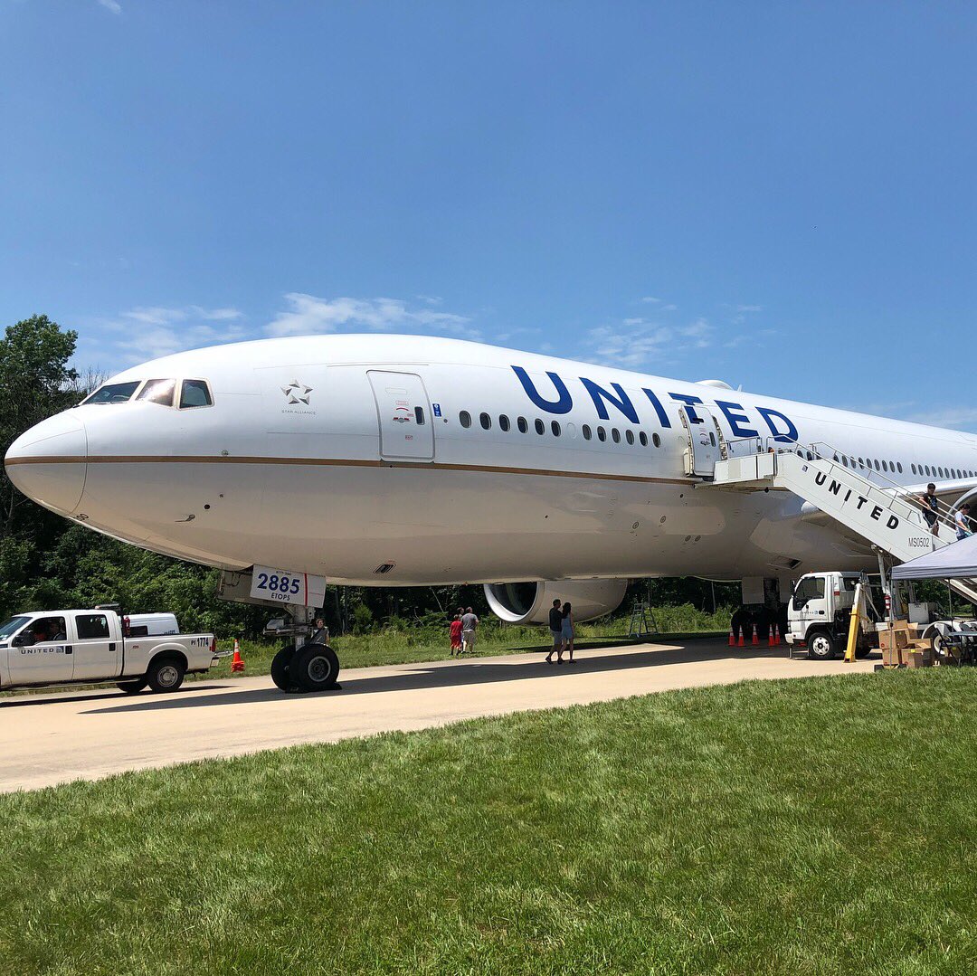 airandspace's tweet photo. Thank you @united for sponsoring Innovations in Flight Family Day 2018 and for bringing this 777! #InFlight18 https://t.co/wME1ZAvKHx