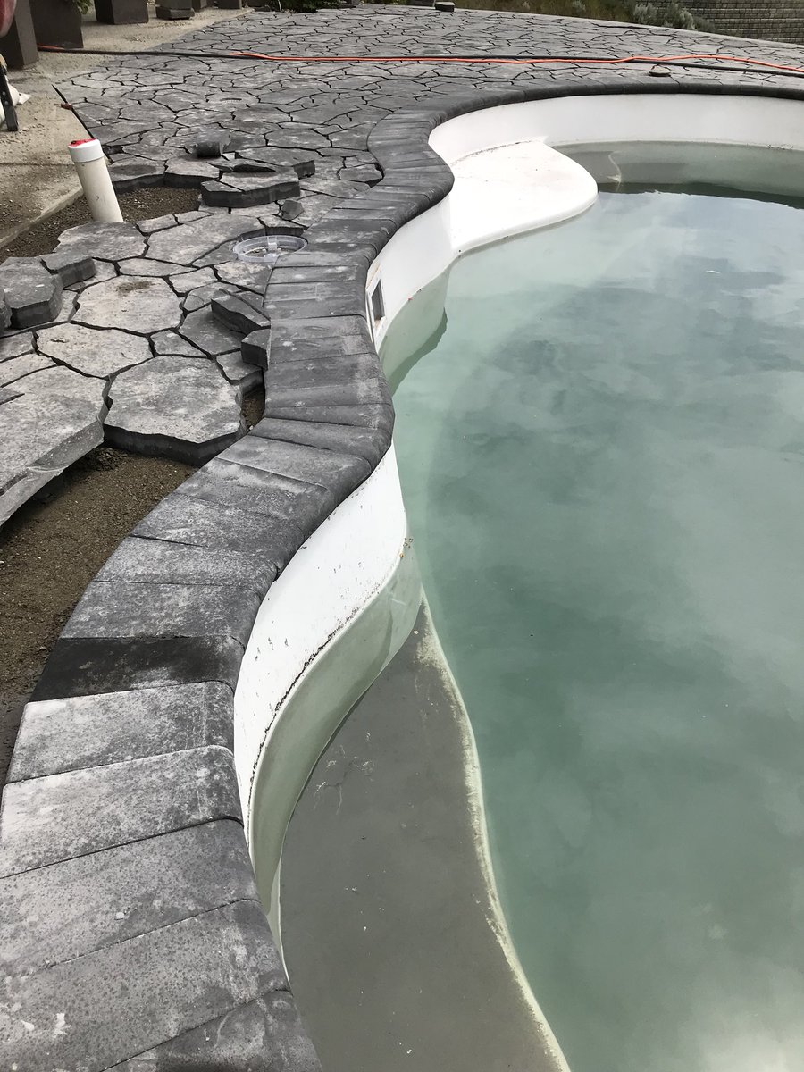 ExpoFitzpatrick's tweet photo. Pool project using our new pool coping and Mega Libre. https://t.co/XAllej42vo