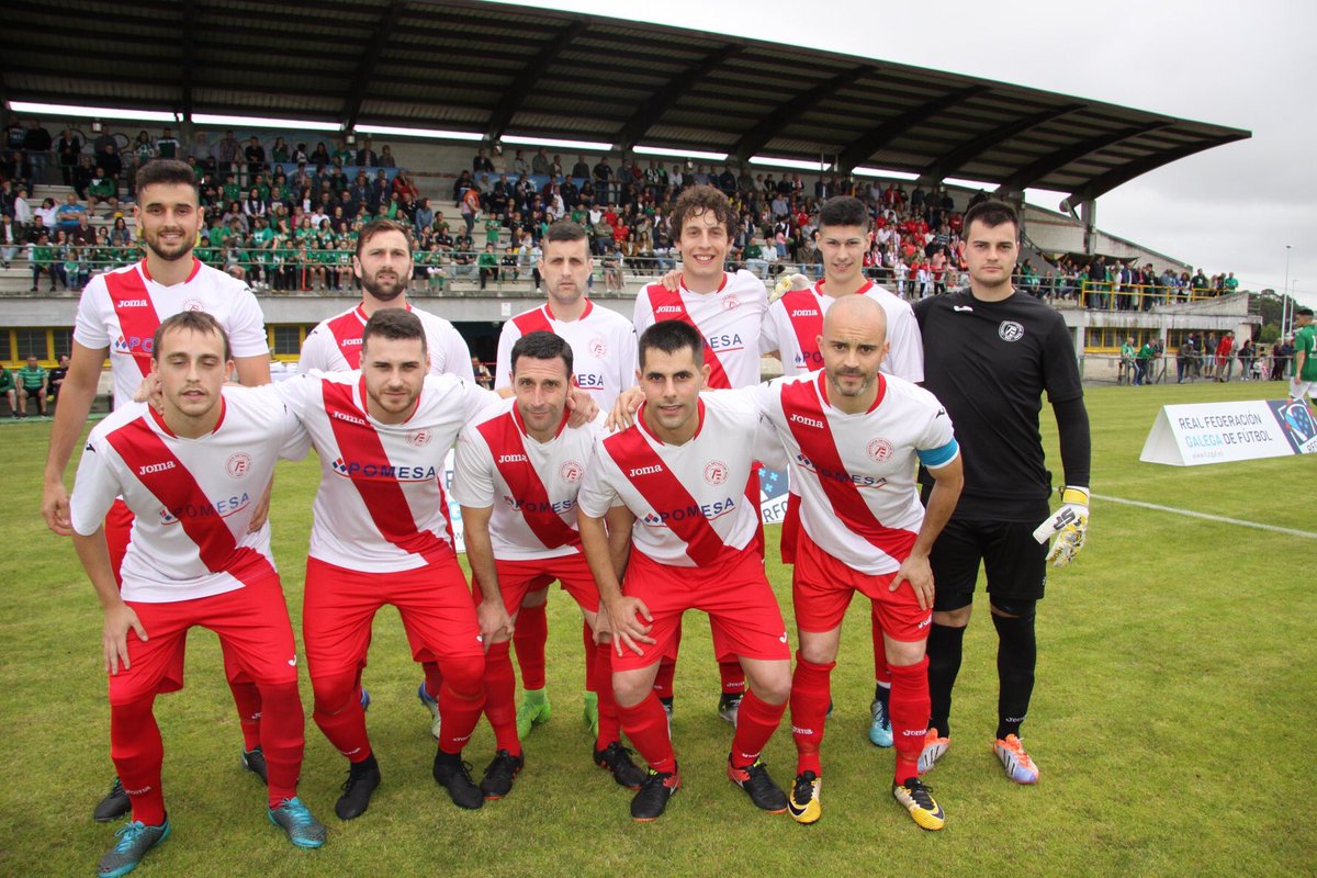 JaviArume's tweet photo. Temporada finalizada! Campeones de la copa de Ferrol ⚽️ AD Miño 🏆😁 https://t.co/EVBcbjD6GI
