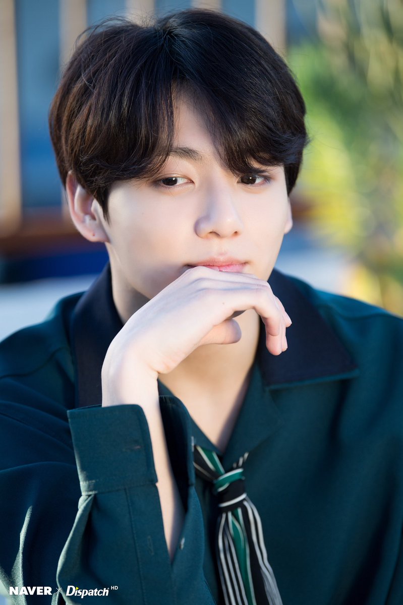 BTSVenezuela_'s tweet photo. @BTS_twt x Dispatch para celebrar los 5 años de BTS.
Distrito de Arte en LA.
#JUNGKOOK (1/4)
➡https://t.co/b3mBsL8jVZ
#5theFlowerPathWithBTS https://t.co/zflIeaBtKh
