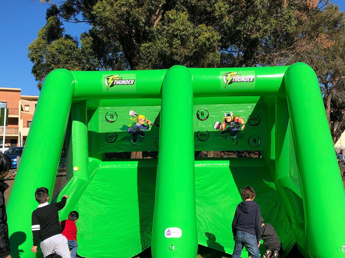 ThunderBBL's tweet photo. We’re proud to be involved in the “Don’t Give Up, Give Back” family cricket event at Padstow Park as part of Refugee Week 2018. #ThunderNation https://t.co/LGz2GrxnTD