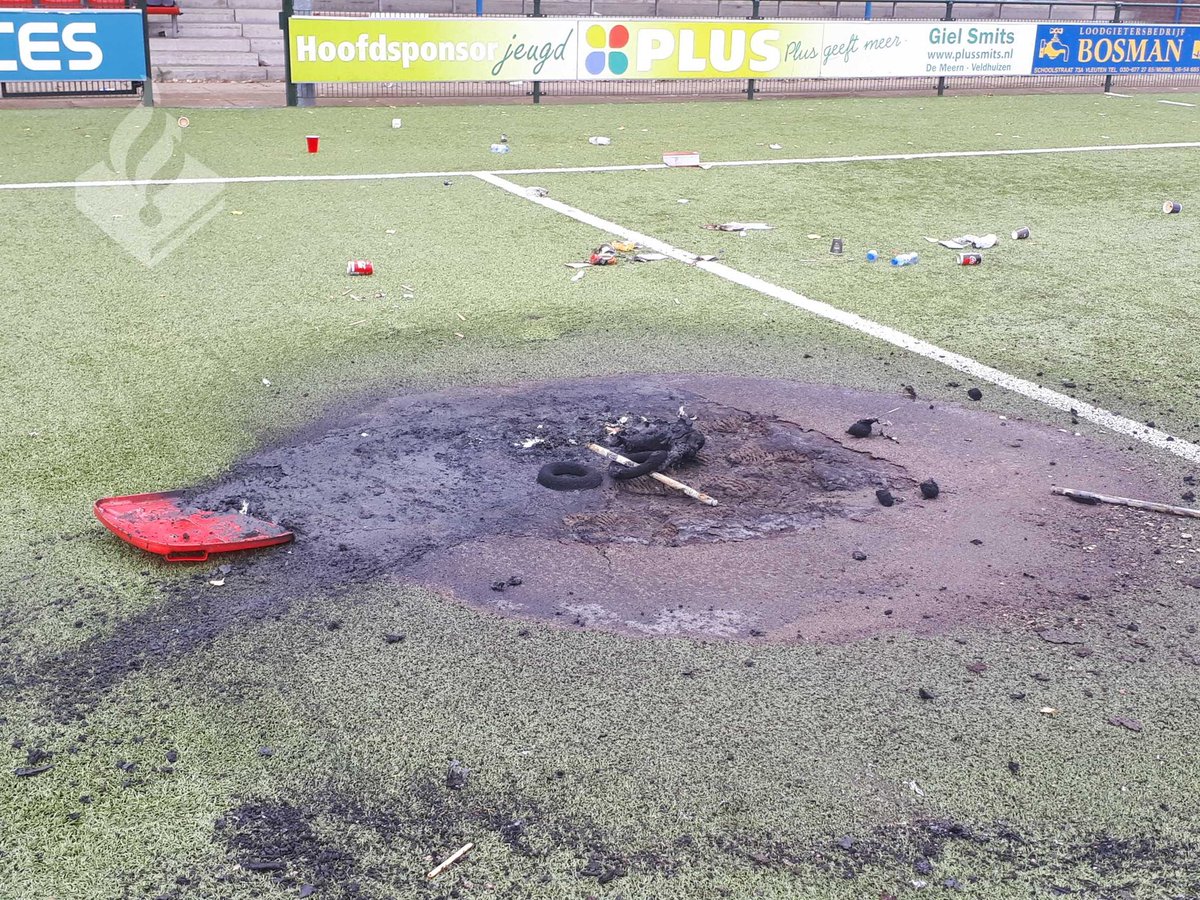 Nogal ziek gedrag door wat "grappenmakers" zeg! Dikke schade hoofdveld en veel extra inspanningen voor de vrijwilligers van PVCV. Weet jij wie hier mee te maken heeft? Stuur mij DM of meld anoniem via 08007000 #vleuten #demeern