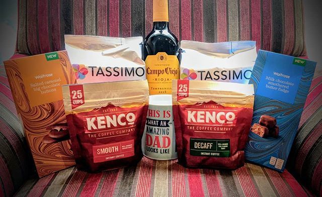 paradamski's tweet photo. Lucky dad! Coffee theme, plus wine & chocolates from my amazing family! And a new kettle 😀
#fathersday #family #coffee #redwine #chcolates gopro5 #mtb #CX #Cyclocross #roadride #trails #trailife #woodland #forest #cycling #bikes #biking #gopro #gopr… https://t.co/0yvpe22V2w https://t.co/XYjIV2gsgR