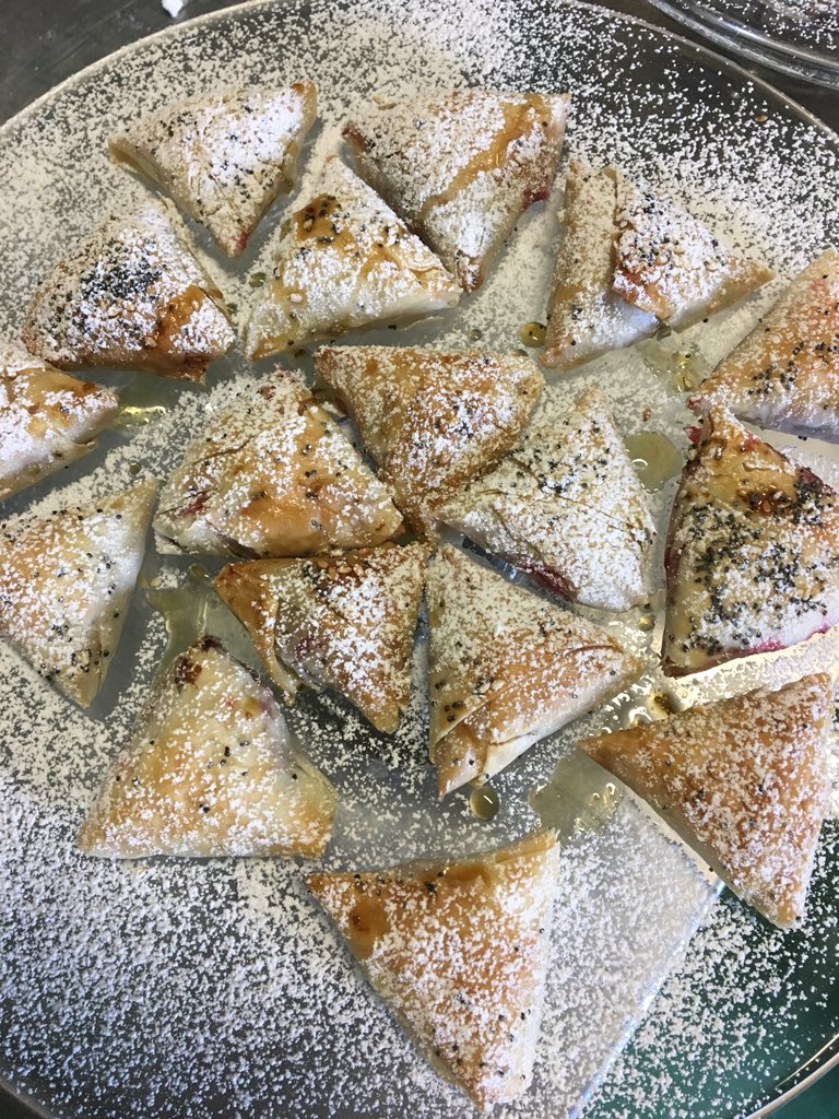 CroxfordSuzan's tweet photo. Roasted beetroot, coconut ricotta samosas with lime syrup #pastry #oxfordshirecaterers https://t.co/aPv5BIZIys