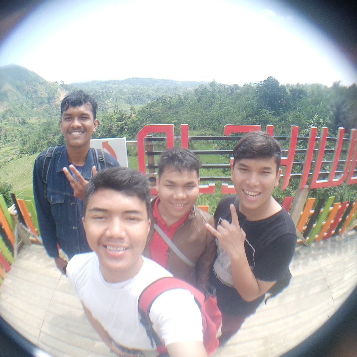 ddk1nd4's tweet photo. Happyweekend https://t.co/LDKcNeetyO