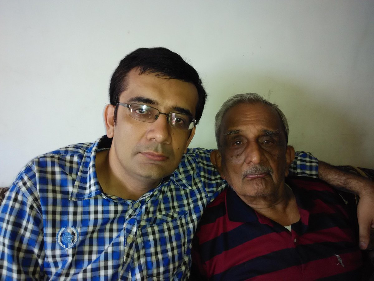 VHetal's tweet photo. @IndiaCinepolis Rajnisir is most favorite actor of My Dad. So, Todays I am going to watch movie #Kaala with my dad, following by long drive and Dinner date. 

@IndiaCinepolis #FathersDay #ADayWithDad https://t.co/6Mu0UqM6lV