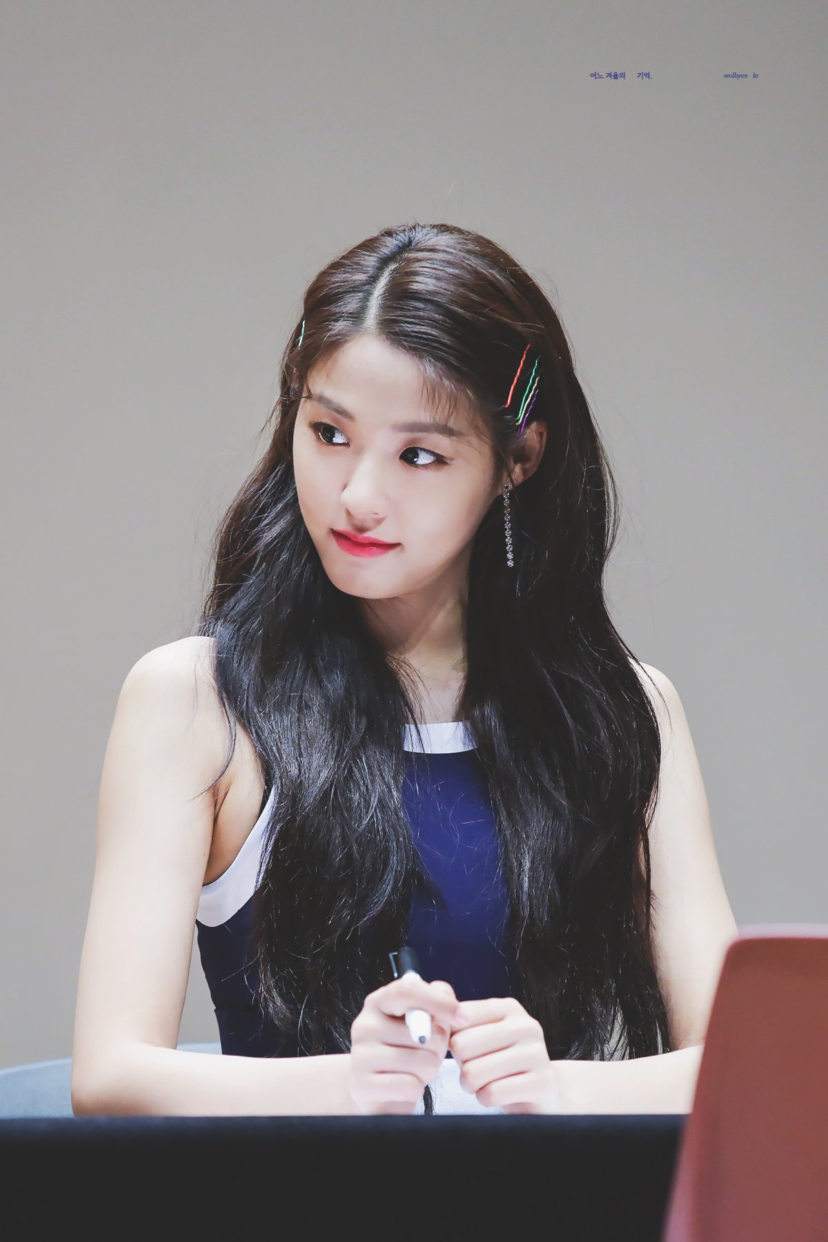 Df3BnSbUcAAWMio.jpg:orig