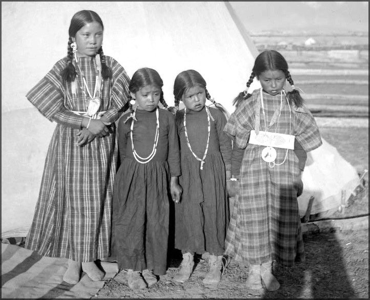 TawaSpirit's tweet photo. Thank You for being here and for reminding everyone about what has happened in the past, in America. We cannot continue to allow history to be repeated.
Stand-Up & Speak-Out! #TruthMatters #ChildrenParents belong together.
https://t.co/PejFGd526v #FreeTheChildren
@LakotaMan1 https://t.co/3oHqKQIpsx