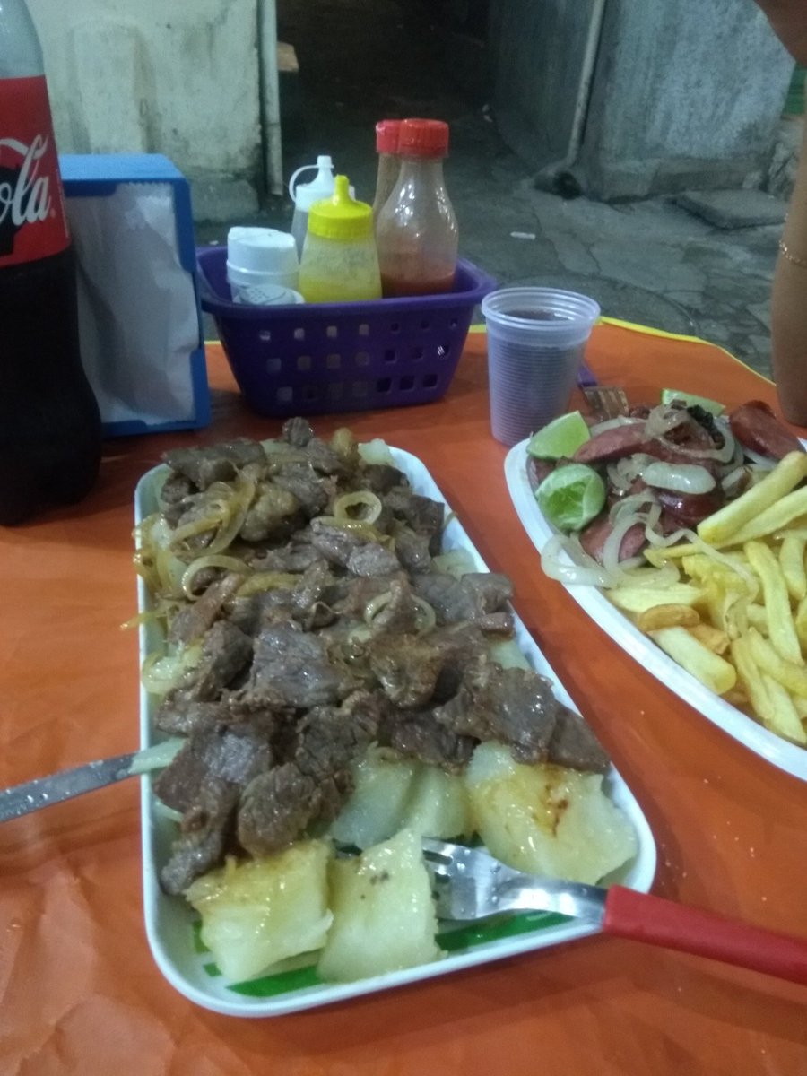 Augusto_3333333's tweet photo. Hoje tô tranquilão com minha dona, larica reforçada RS 😋 https://t.co/b6iwir1r09