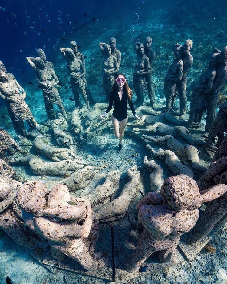 CAXIATOURS's tweet photo. Indonesia es mucho más que Bali. Ofreciendo interesantes y animadas ciudades como Yogyakarta, así como pequeños pueblos en donde el ritmo de vida es más lento. Tiene playas vírgenes y aguas cristalinas como las de las islas de Komodo, y también imponentes volcanes. https://t.co/u2fgMKKSKs