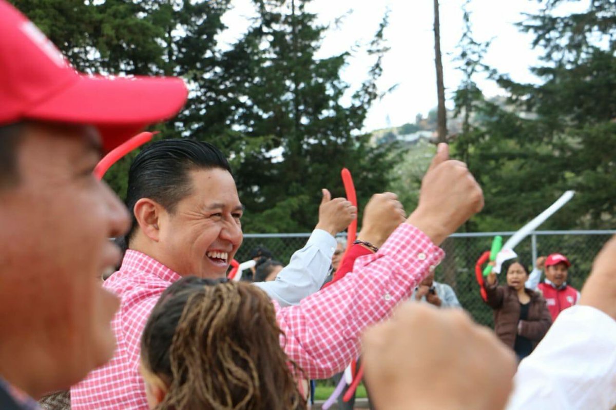 PoloEPOEM's tweet photo. Un excelente líder y digno representante del #DistritoIVLerma, @AbrahamSarone https://t.co/SIT95Wd9jK