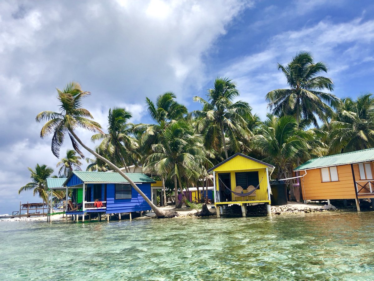 phtravel's tweet photo. Island time on Tobacco Caye, Belize. #LPinBelize #belize #tobaccocaye https://t.co/m2pU3UHMWX