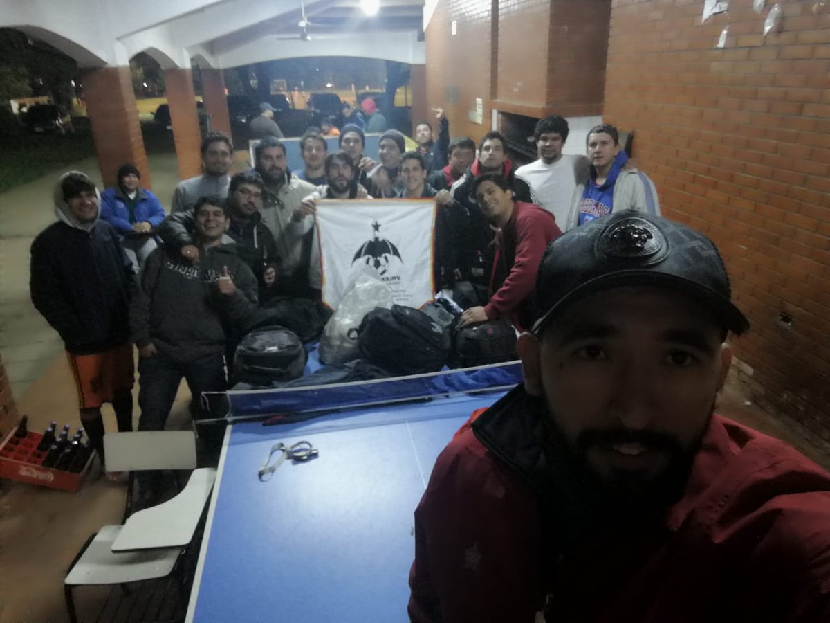 El mbopi sobrevolando ARENA FIUNA ganó 1 a 0 al <a href="/VodkaJrs_fiuna/">Vodka Juniors</a> ,excelente rival!