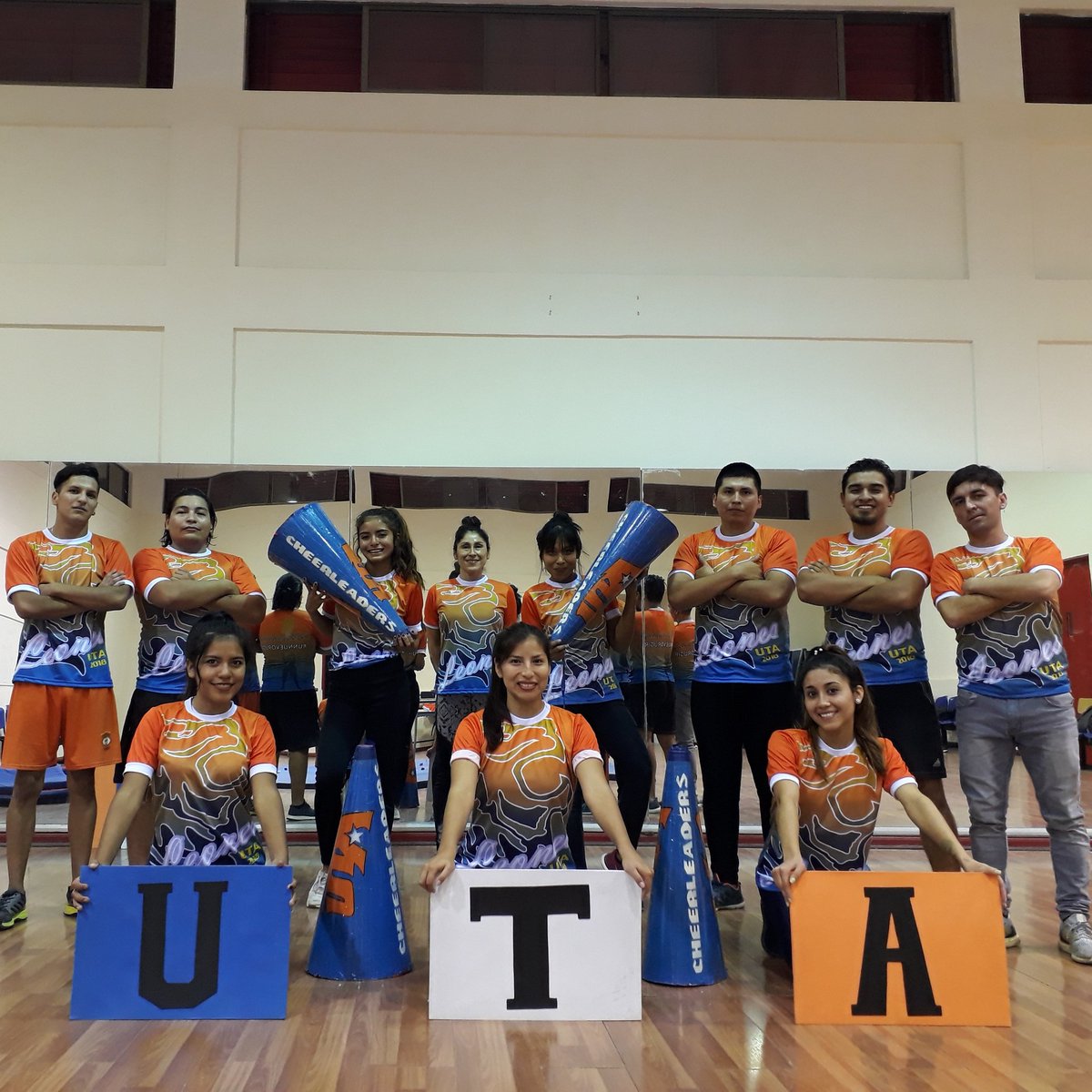 utacheerleones's tweet photo. #NuevaFotoDePerfil #Arica #UtaArica #Uta #Cheerleading #New #Generacion2018 #LaTendenciaesUtaCheer https://t.co/zerI1sO7pM