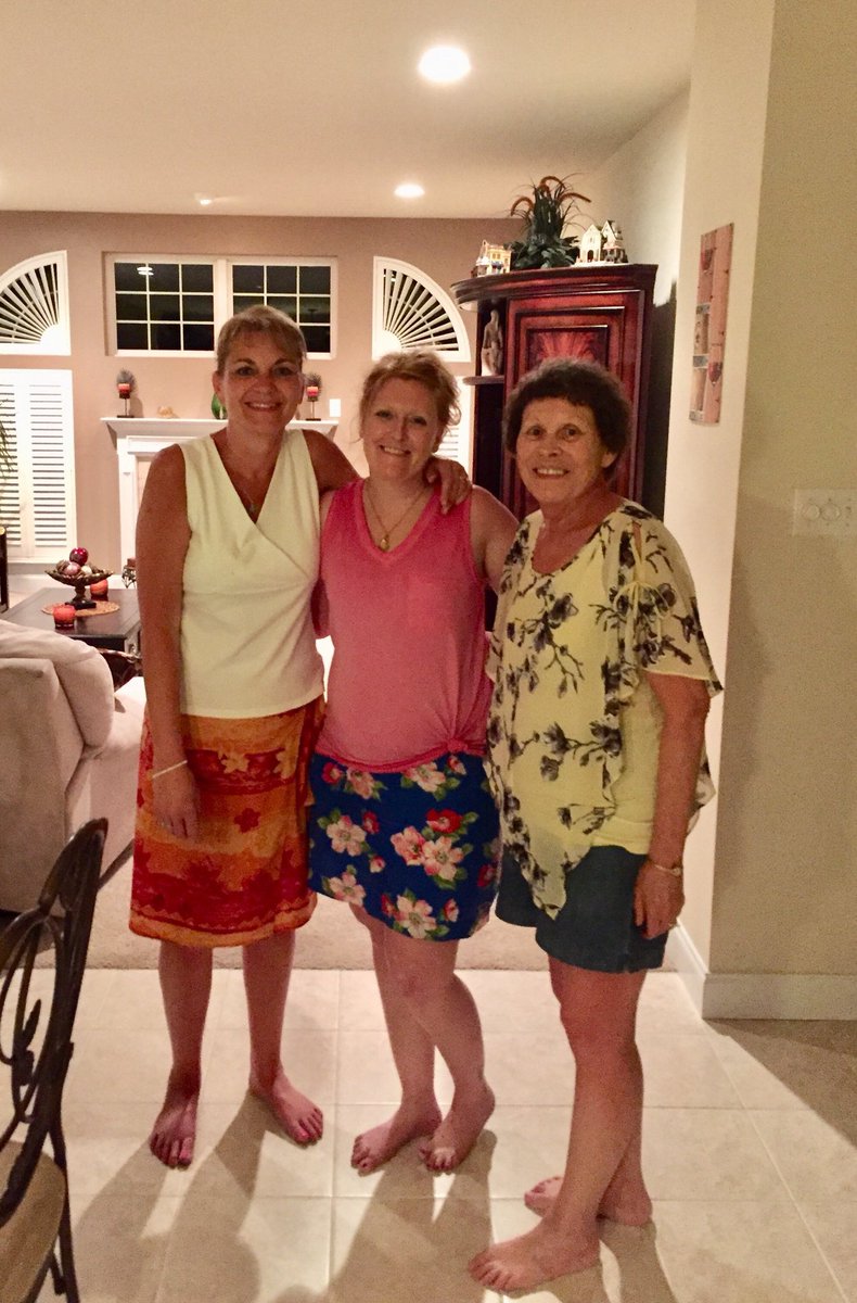 KatTheurer's tweet photo. ❤️ THE THREE QUEENS ❤️
WE JUST THINK WE ARE https://t.co/0wHNHnsn92