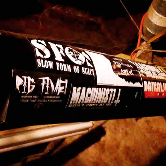rigtimeband's tweet photo. RIG TIME! X MACHINIST!
Battle of the Innerstrength Exclamation Point bands 😄😂

Support @innerstrengthHC and support @machinistga

Joplin, MO was fun tonight. Next up, Wichita, KS.

#RIGTIME! #Machinist! #cesspoolcastle #InnerstrengthRecords #tourstuff #Daikaiju https://t.co/mUNceOsUdb