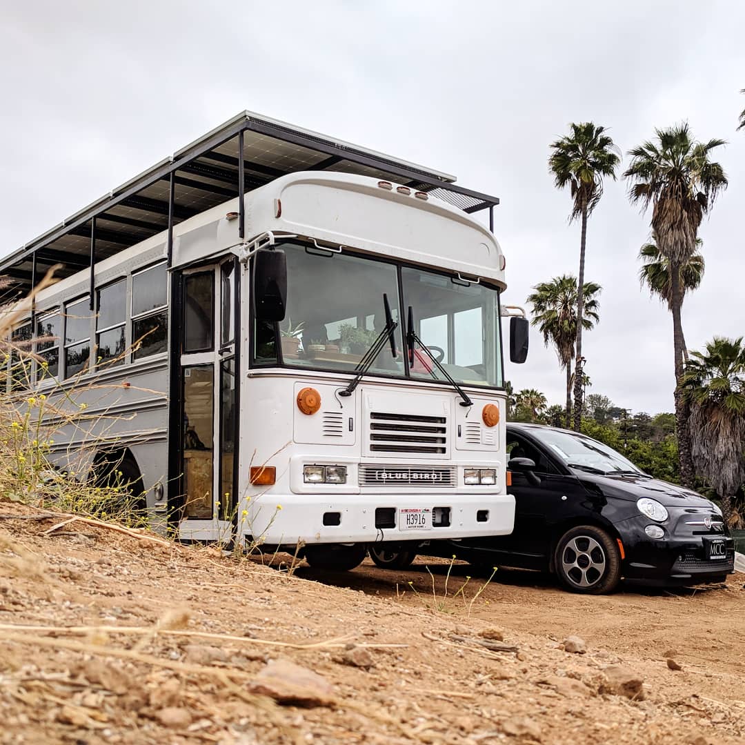 UprootAndRoam's tweet photo. We bought a fun little electric Fiat 500e that we are charging off the solar that powers our lithium ion battery bank in our school bus conversion.  #renewableenergy @fiat @FIATUSA #diy #skoolie #busconversion #SoCal https://t.co/vqeaMGKt34 https://t.co/bWYBVs8xSj
