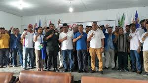 giostone3's tweet photo. #10HariMenujuPerubahanMaluku #CoblosNomor2  #MasBroVoorMaluku 
 #CoblosNomor2 
salam 2 jari for masyarakat maluku
@MTB_ID @Tual_ID @KepulauanAru_ID @MBD_ID https://t.co/GTPZUt1GXb
