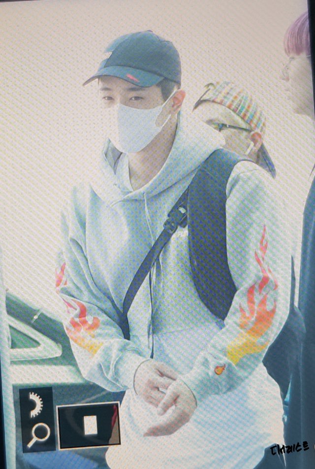 Dearest_WH's tweet photo. PRE📷180616 인천공항✈️출국 
고고➿런던🇬🇧
#원호 #WONHO #ウォノ 
#MONSTA_X #몬스타엑스 
#젤러시 #JEALOUSY 

@OfficialMonstaX https://t.co/WgQhsKGrNh