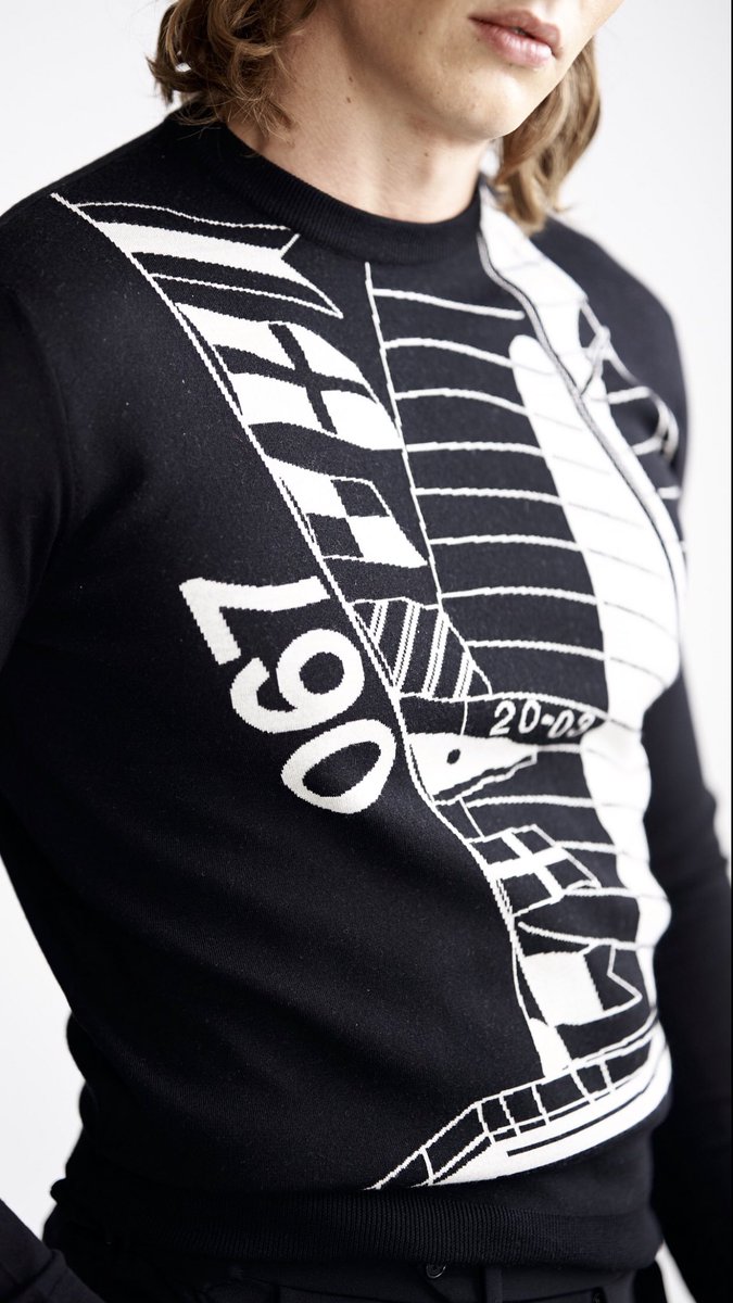 RalphLauren's tweet image. A first look at the next wave in luxury menswear. From Ralph Lauren Purple Label. #PLSpring2019 #MFW