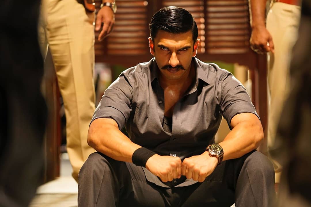 Mr. Simmba! 😍🎬👊
The #dynamite 🔥
He calls himself ‘ROHIT SHETTY का HERO’... I call him ‘The DYNAMITE’
Yeh 28th December ko Phatega!!! 💣💥 @RanveerOfficial @karanjohar @reliance.entertainment @dharmamovies @rohitshettypicturez @simmbathefilm
#RanveerSingh
Via Insta post!