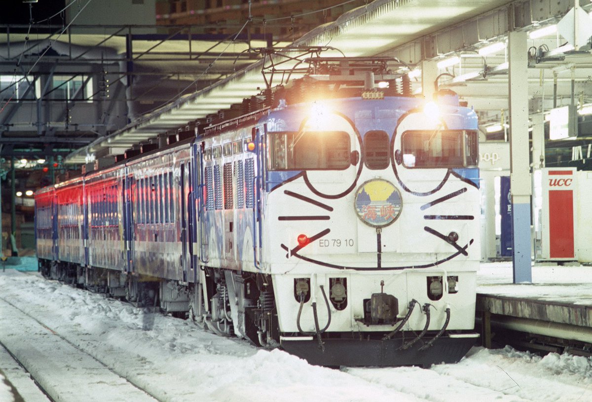 ED79-10 初期ドラえもん塗装 3号機に続き10号機。こちらは非公式側