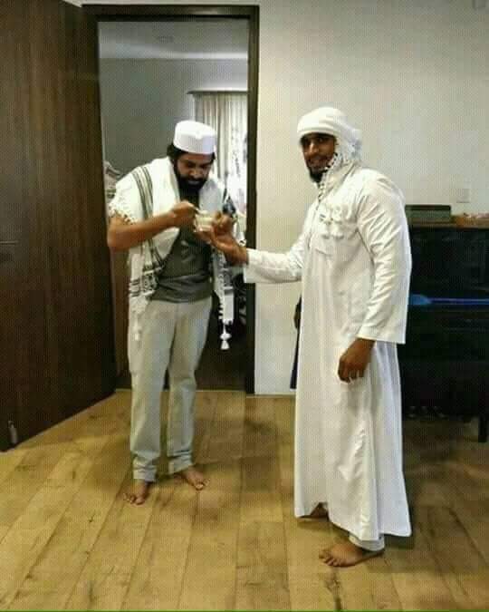 MadhumathiPSPK's tweet photo. #unseen_pic
#EidMubarak 
#PawanKalyan 😍😍😍😍😍 https://t.co/nE96X8b2Ao