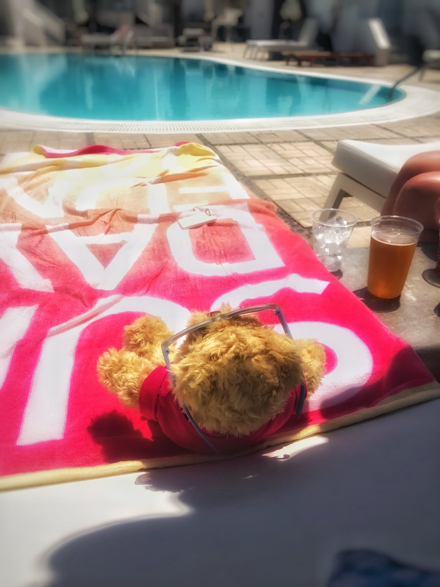 nataliiiewatson's tweet photo. After a day of exploring Oia, Santorini yesterday #TCTed is having a relaxing day around the pool. #Santorini #Oia #Fira #ElGrecoResort #TCExperience #BeersOnTed #TravelCounsellors @Debbsgriff @TCworldwide https://t.co/1SY7Aj16mc