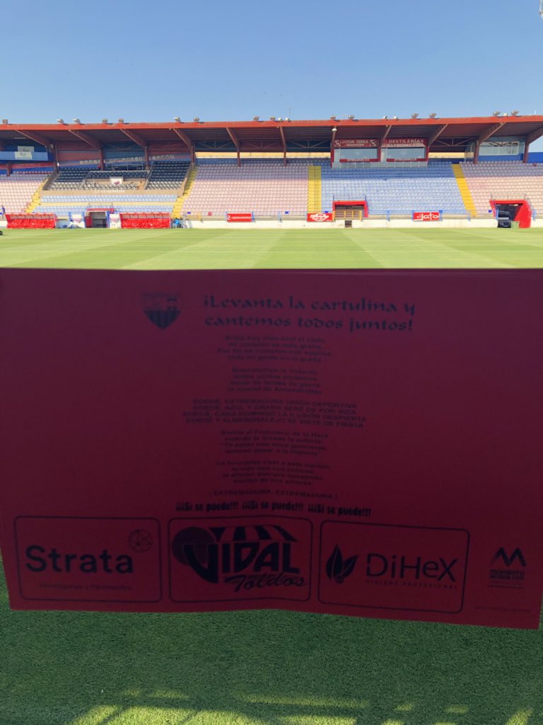 EXT_UD's tweet photo. Hoy todos seremos protagonistas #StrataPavimentos #Dihex #ToldosVidal e #ImprentaVentura junto con la @fedext_ud han trabajado muy duro para dejar un Fco de la Hera IMPRESIONANTE
Tan solo necesitamos que levantéis las cartulinas que tenéis en vuestros asientos
SERÁ ESPECTACULAR https://t.co/c2XXWtJgWf