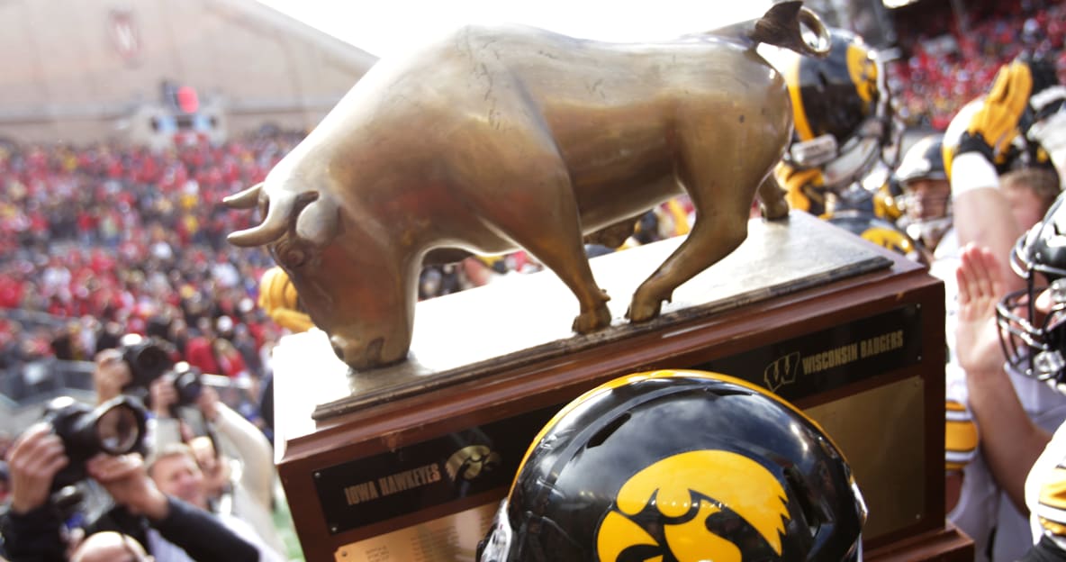 Landof10Iowa's tweet photo. Ranking Iowa’s 2018 football schedule, opponents by difficulty  #Hawkeyes https://t.co/ihxeus9YGg https://t.co/xJ9K90hAMk