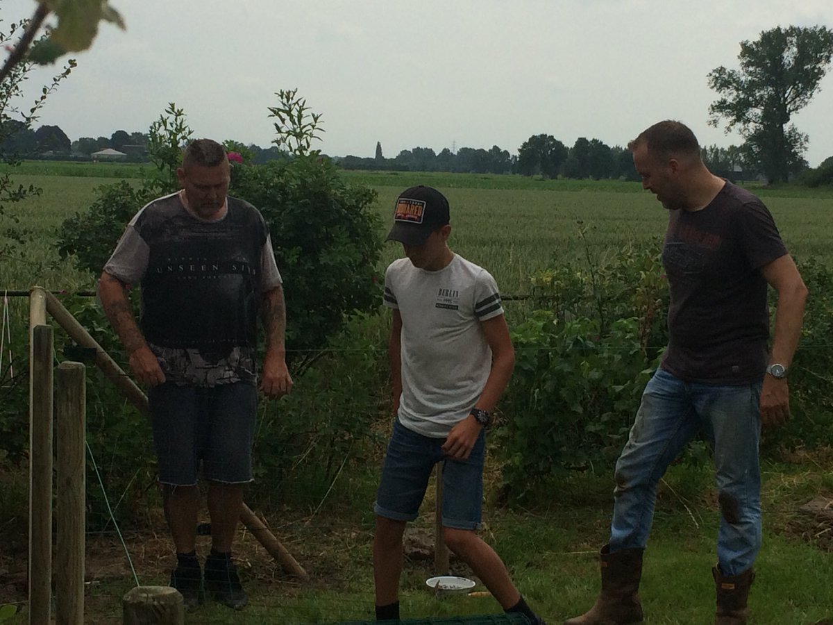 Hartstikke leuk weekend gehad; intocht avond4daagse Vaassen en onze klusdag op de Middenhof Terwolde!!