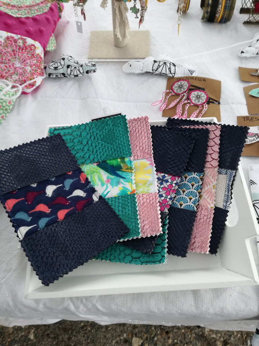 tresoreloa's tweet photo. #Bonjour retrouvez les #portecarte dans la #boutique #cardfolder #MadeInFrance #handmadehour #handmade #faitmain #FathersDay #fetedesperes #weekend #WorldCup #sewing https://t.co/LSoFQFB0QK