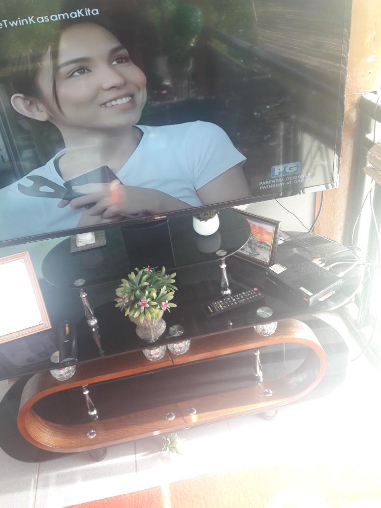 Rycia2003's tweet photo. Ehehehhe

Kinikilig 😆😅😍🤗
#DearUgeTwinKasamaKita 
@2002kyline https://t.co/3yT8wGFwnK