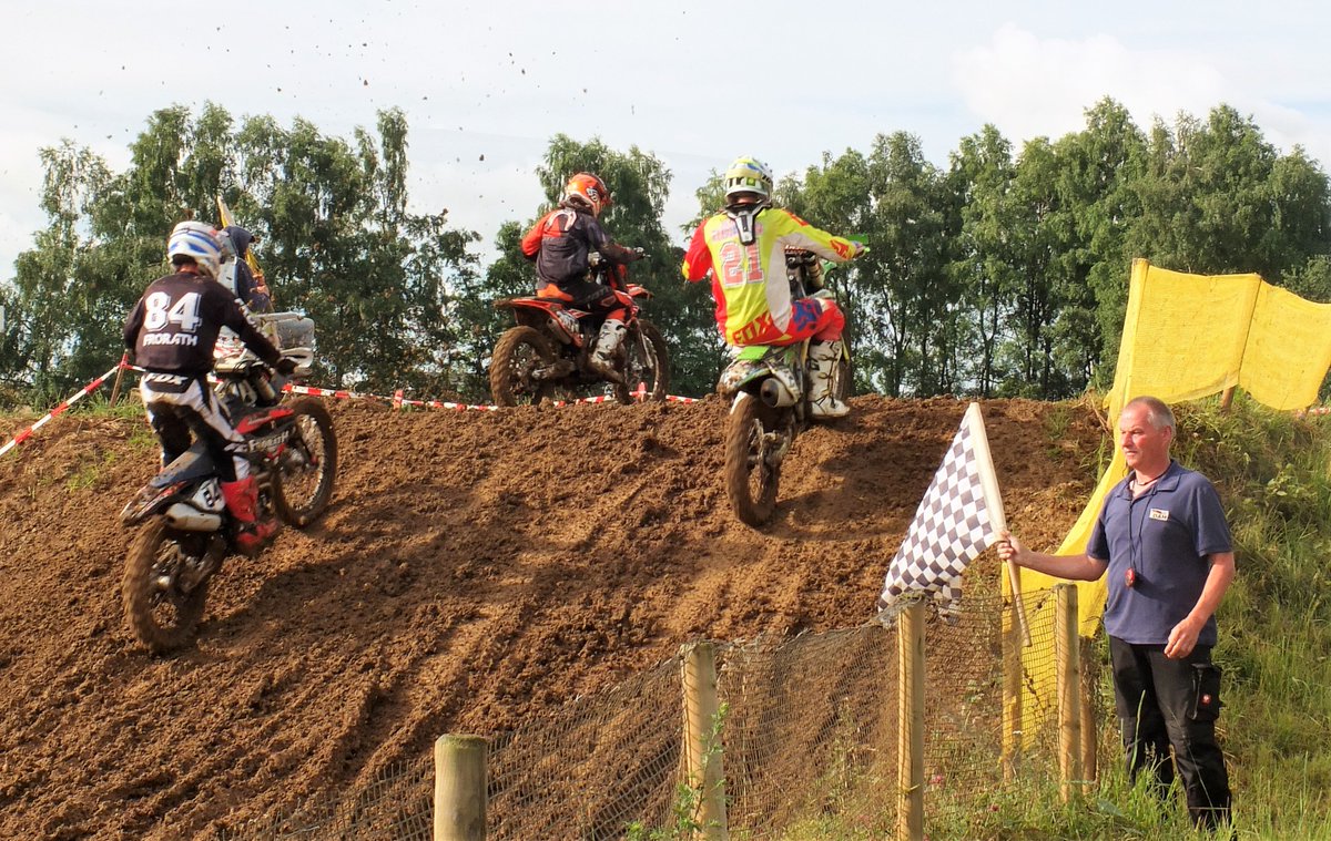 damcv_de's tweet photo. Das Training in Hof läuft, Ergebnisse findet ihr aktuell unter https://t.co/owEhtpK8Fb, Livetiming ist ebenfalls aktiv. Viel Spaß! #damcv #Motocross https://t.co/lZh30TjFmU
