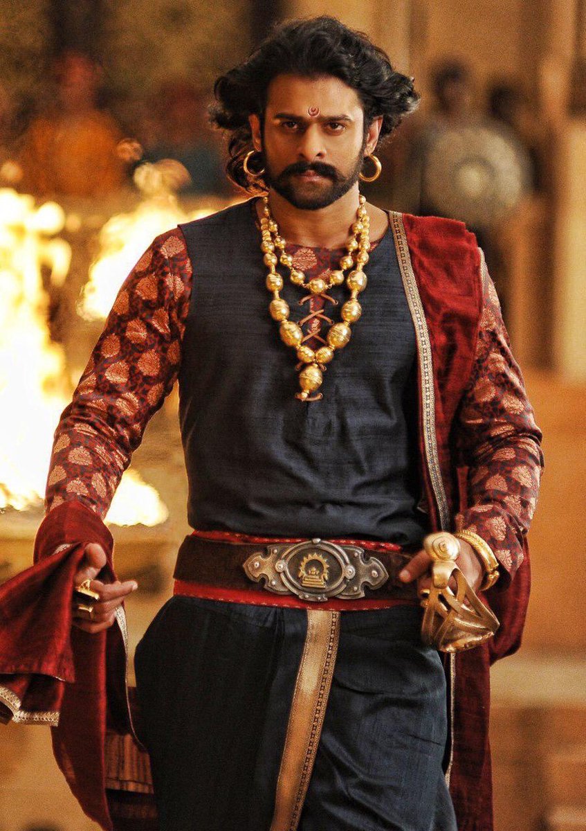 Prabhas   ni  prathi  stage  lo  thokkadaaniki  high  range lo   MAFIA  nadustundi 
 
Ilaanti  jealousy/hatred/Mafia  batch    madya  elaa   nilabaddav  Anna   🙏

Prabhas  Anna   🙏🙏