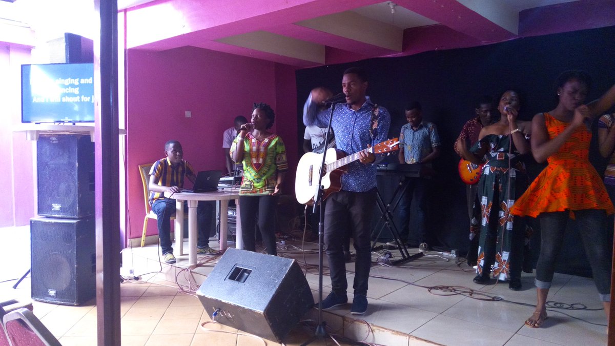ArcherIrad's tweet photo. Nakupenda  Sanaa
I love you Lord
#WHMAK #WHMakerere #CBOM #tulumba4eva
@BlessedIvan @Napoleon_Xvi @worship_harvest @Precious_Babra @nuwahwera @SsenyongaAdrian @mosesmukisa https://t.co/aZ5cf76LuC