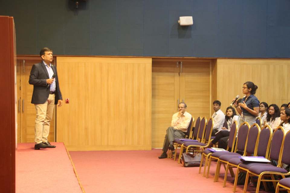Symbiosis_SIDTM's tweet photo. Induction programme for the 2018-2020 Batch of SITM!
Prominent speaker, Mr. Vishal Jain Partner and Digital risk leader at Deloitte India revived his memories about SITM and spoke about information security and telecom services.
#SITM #INDUCTION2018 #TechnoManagers https://t.co/Bf4LQj53Sl