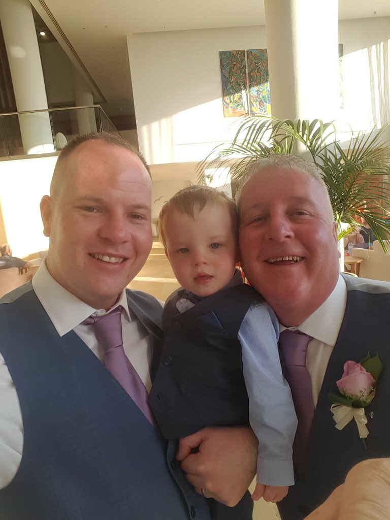 GaiVaughanWHUFC's tweet photo. Happy Father’s day @elwynbeanz #topdad #topgrandad https://t.co/NzNrWzSWWb