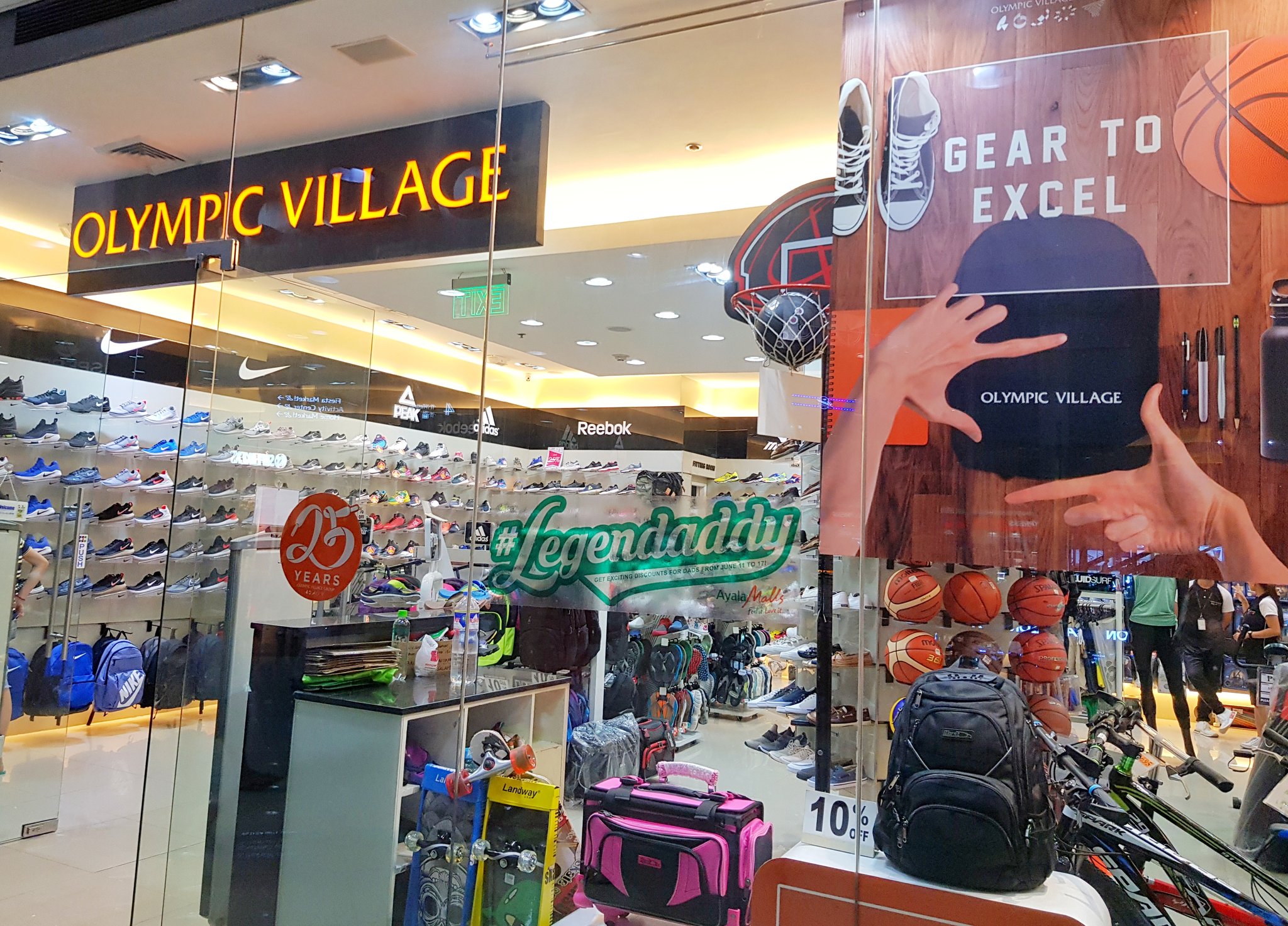 Market Market on X Dads are kickin it today Upgrade your Dad s shoe collection this Father s Day with exciting discouts from Olympic Village World Balance Bristol Converse Gibi House Skechers Fila and