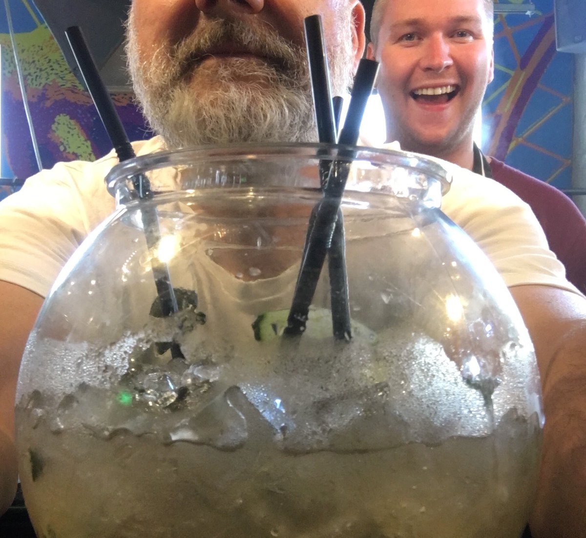 AndrewCritchett's tweet photo. OMFG @thepasspod our heads have been shrunk to the size of a regular size snifter glass . . . .
.
.
#justasnifter #omfg #enormojoito #ladsladslads #trinitylife #streetfoodlife #wandererlife #passlife https://t.co/Cw00uyCNjK