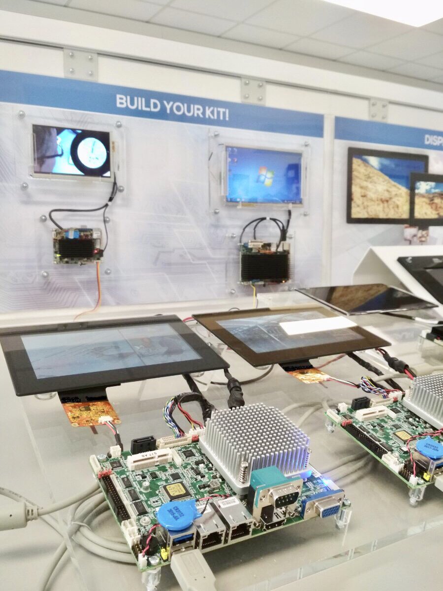 IoT, Industry 4.0, Innovazione, Soluzioni Embedded, Smart City concentrati nel nuovo #DigimaxLab! Ecco alcuni dei corner dedicati all’ecosistema Industrial &amp; Iot <a href="/digimaxsrl/">DIGIMAX srl</a>